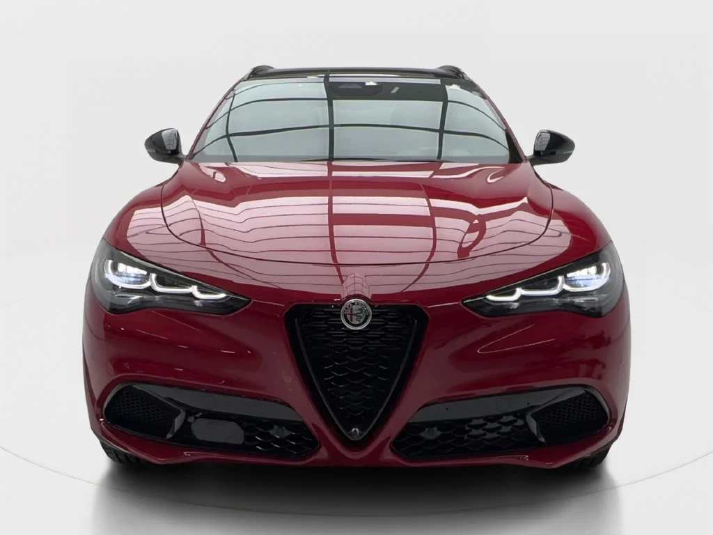 New 2026 Red Alfa Romeo Base image 4