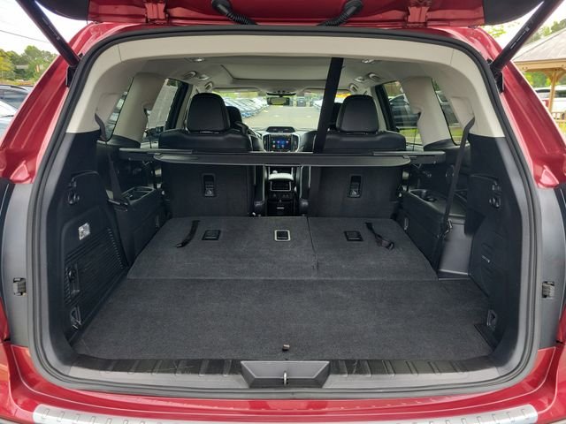 Used 2022 Crimson Red Pearl Subaru Touring image 18