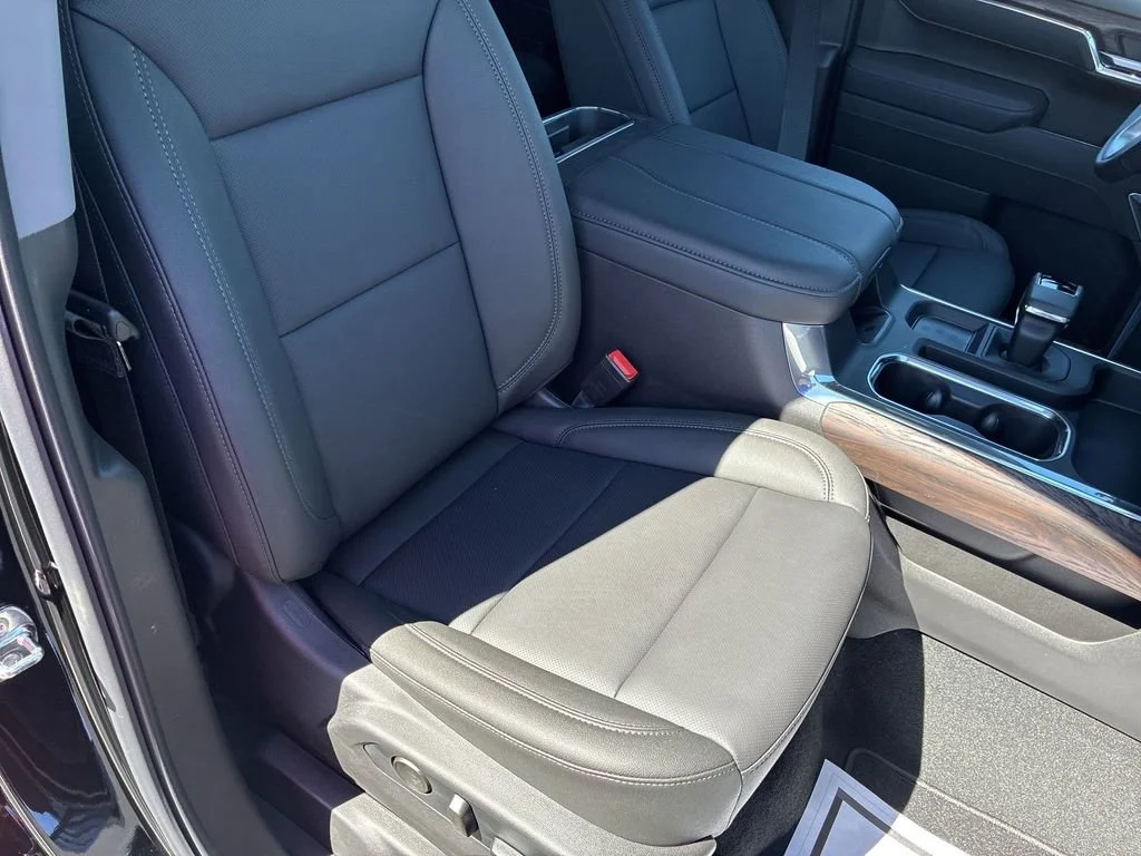 New 2026 Onyx Black GMC SLT image 22