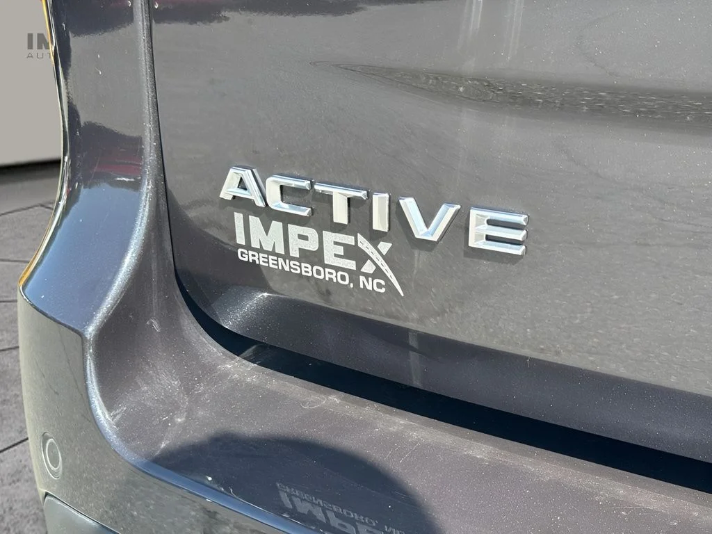 Used 2025 Gray Ford Active image 29