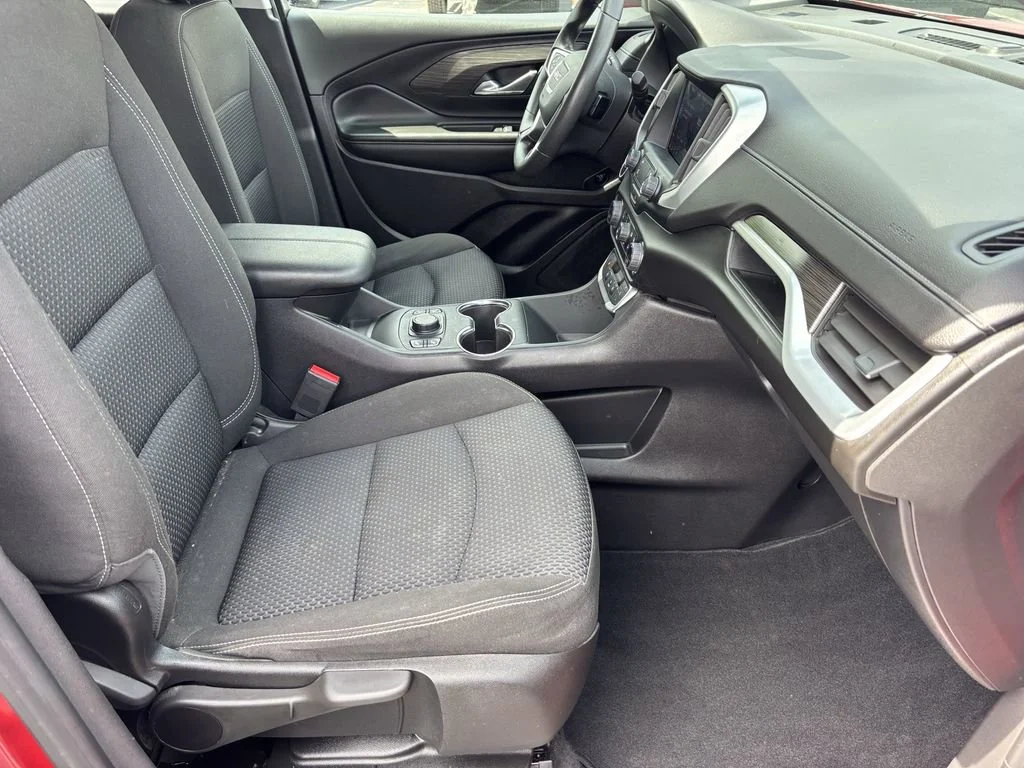 Used 2024 Volcanic Red Tintcoat GMC SLE image 19