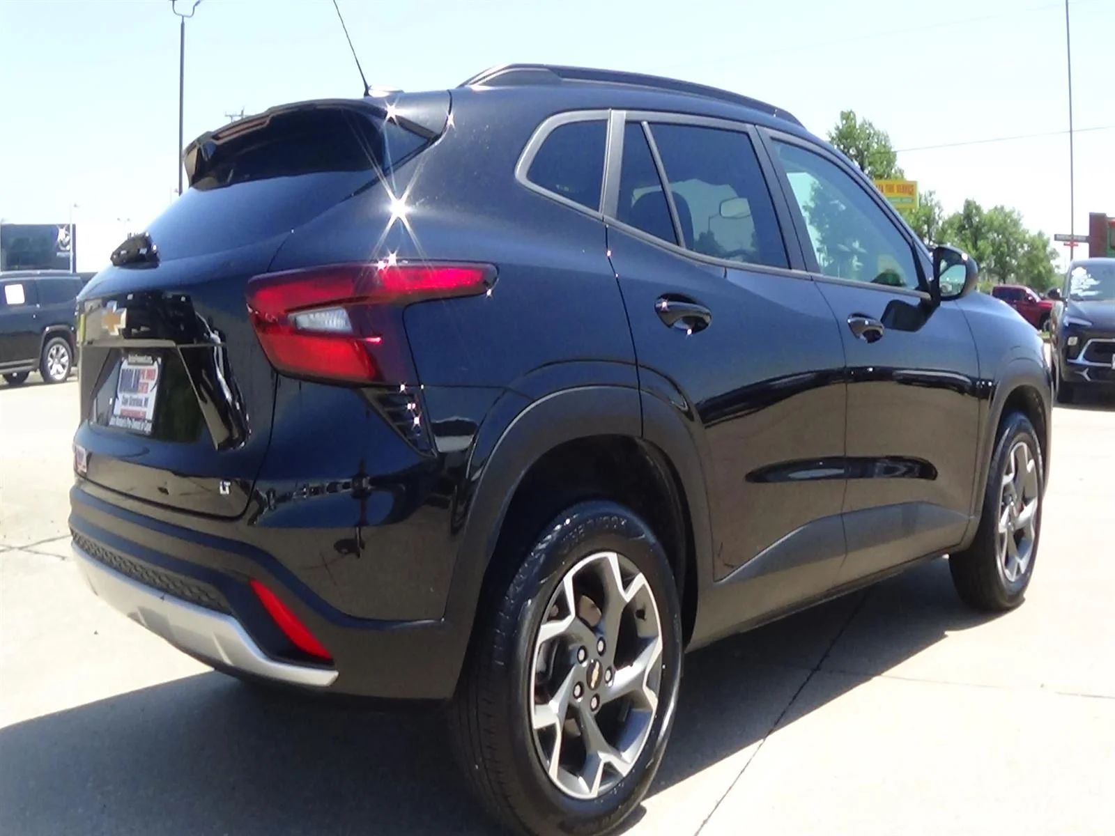 Used 2025 Black Chevrolet LT image 6