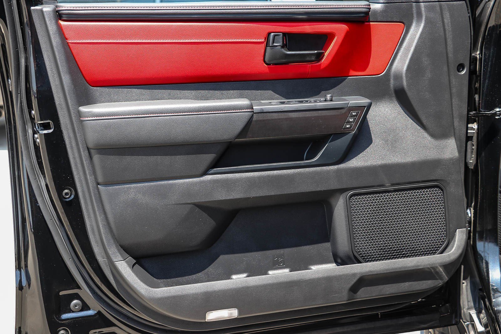 2025 Toyota Tundra TRD Pro - Photo 21