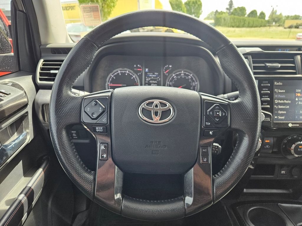 Used 2021 Black Toyota Venture image 14
