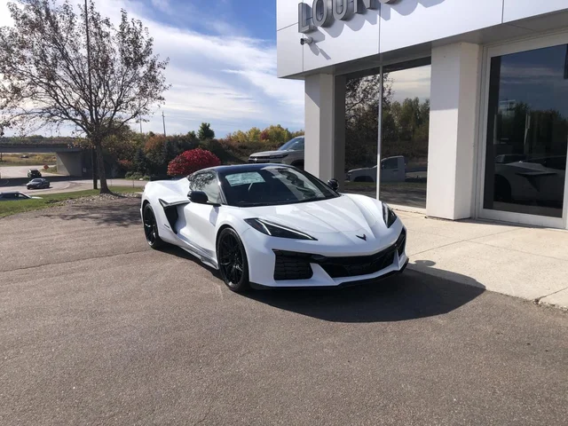 2026 Chevrolet Corvette 2dr Z06 Conv w/2LZ