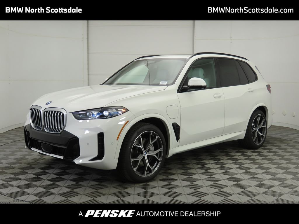 2026 BMW X5 xDrive50e's photo