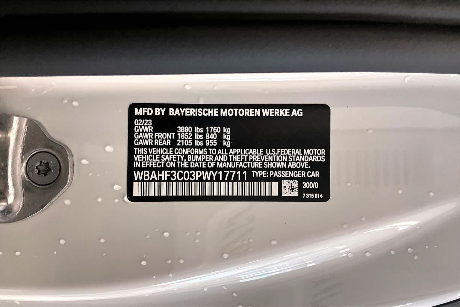 Used 2023 Alpine White BMW sDrive30i image 30