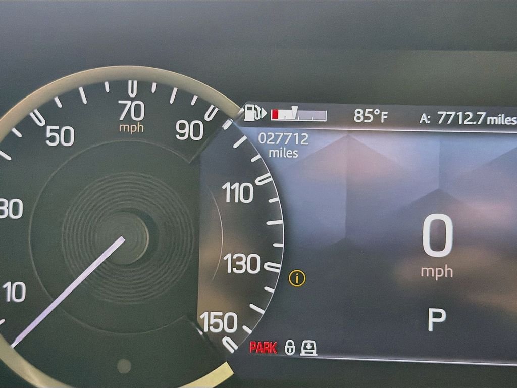 Certified Used 2023 Black Land Rover X-Dynamic SE image 12