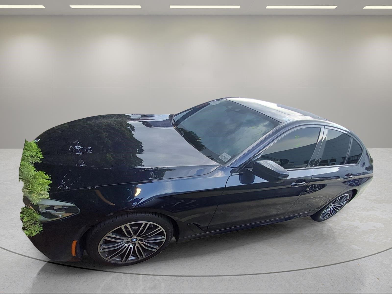 Used 2019 Carbon Black Metallic BMW 540i image 1