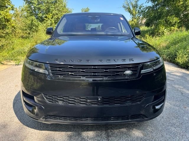 Used 2023 Santorini Black Metallic Land Rover SE image 3