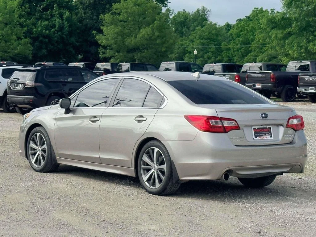 Used 2016 Gray Subaru 2.5i image 9