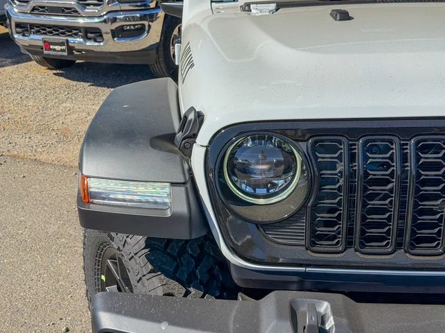 New 2026 Bright White Clear-Coat Exterior Paint Jeep Willys image 5