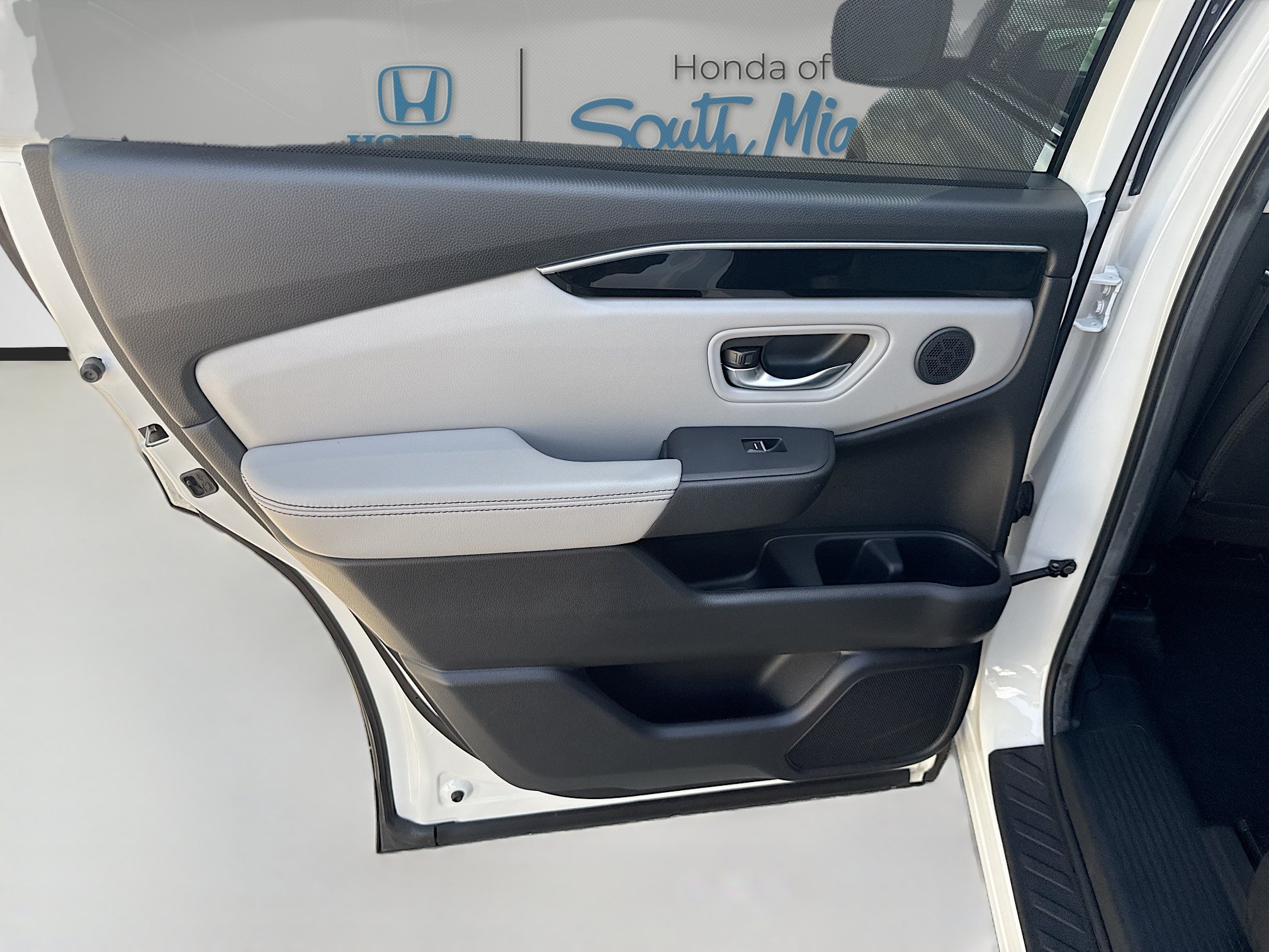 2025 Honda Pilot EX-L - Photo 25