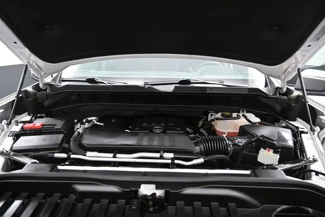 Used 2023 White Chevrolet LT image 26