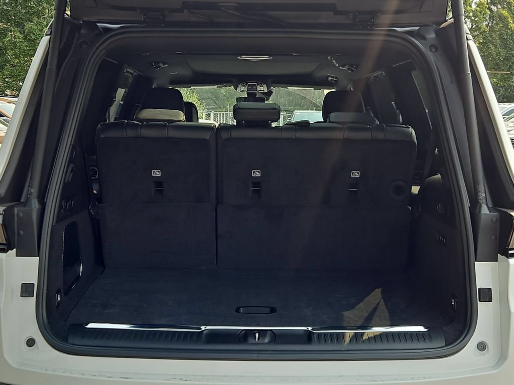 New 2026 Bright White Clearcoat Jeep Summit Obsidian image 10
