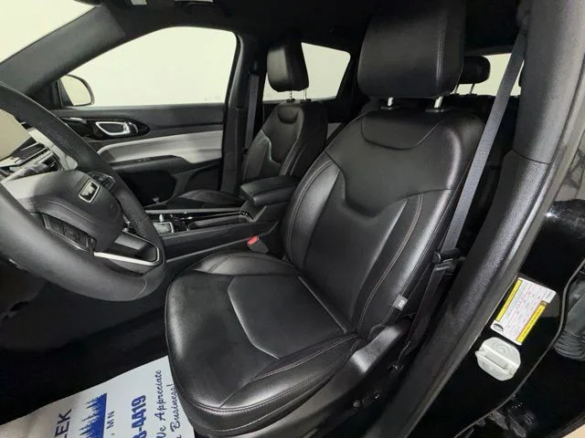 2024 Jeep Compass Limited - Photo 12
