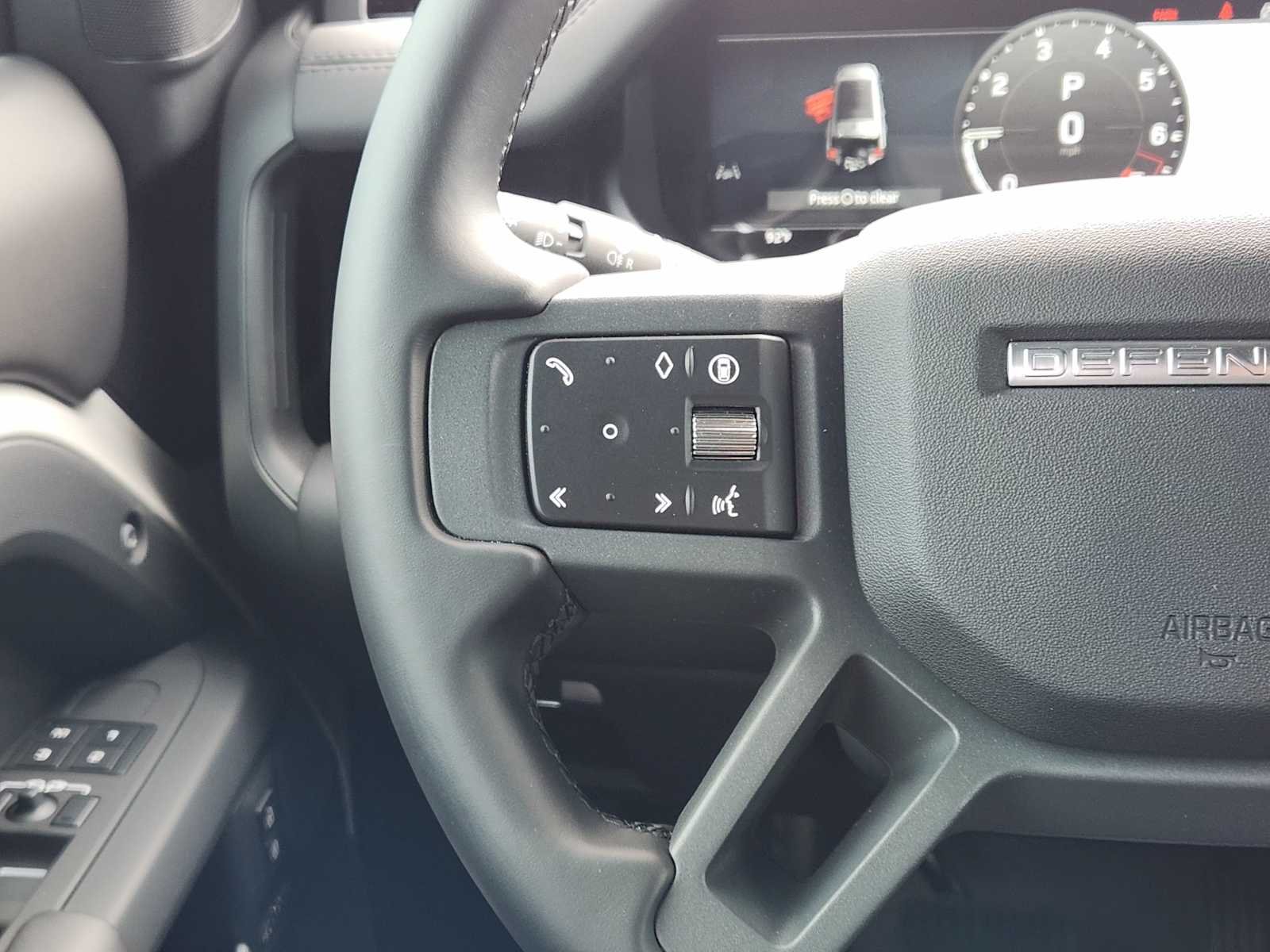 2026 Land Rover Defender X-Dynamic SE - Photo 27
