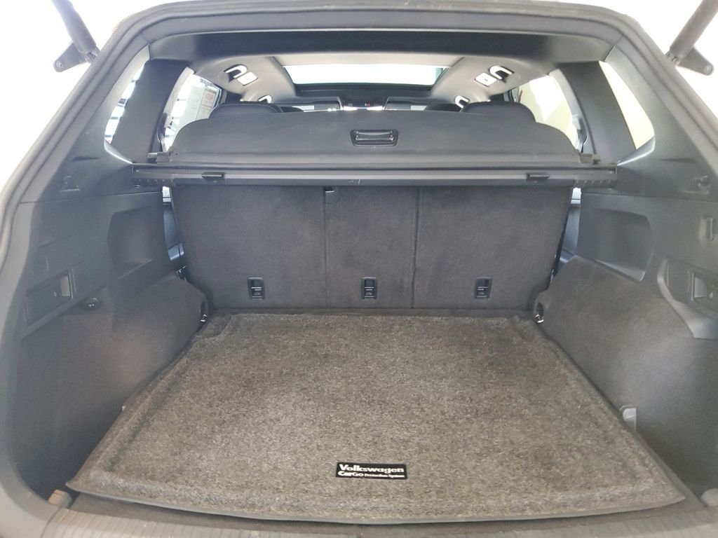 Used 2019 Beige Volkswagen 2.0T SEL Premium R-Line image 30