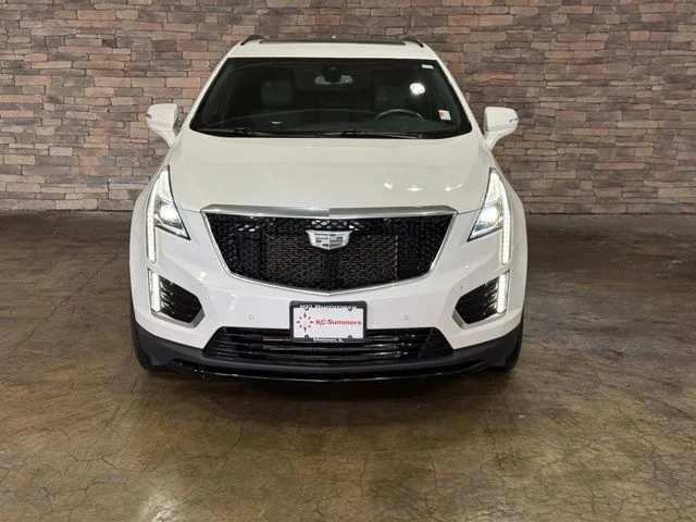 Used 2022 Crystal White Cadillac Sport image 35