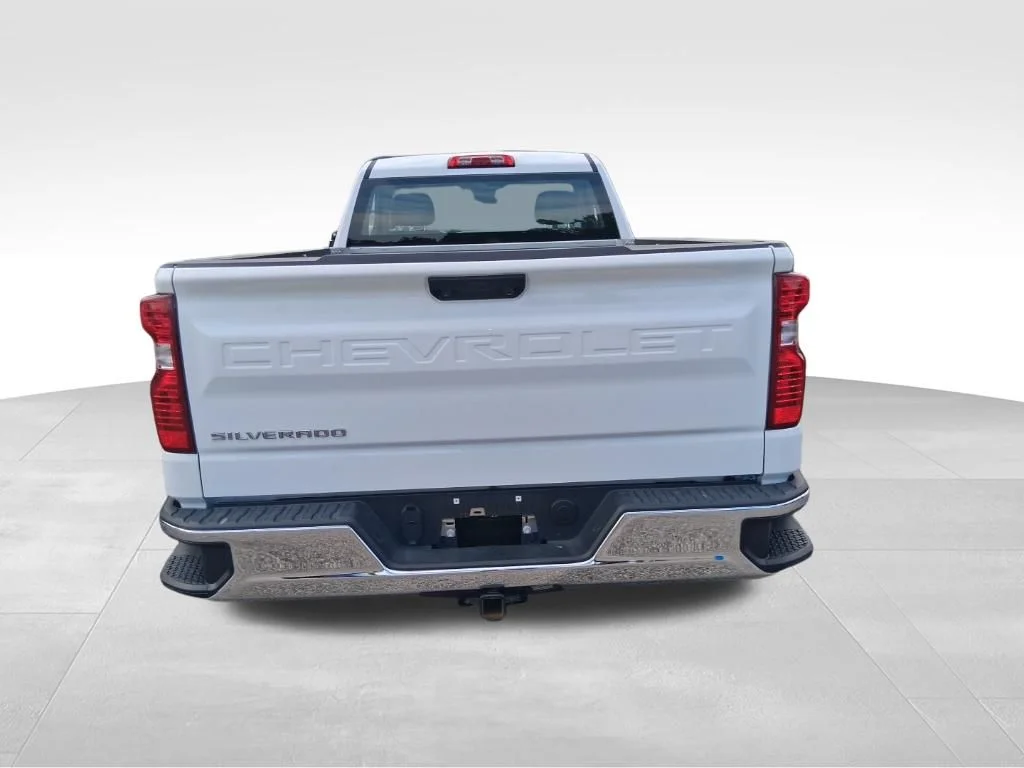 Used 2025 White Chevrolet WT image 7