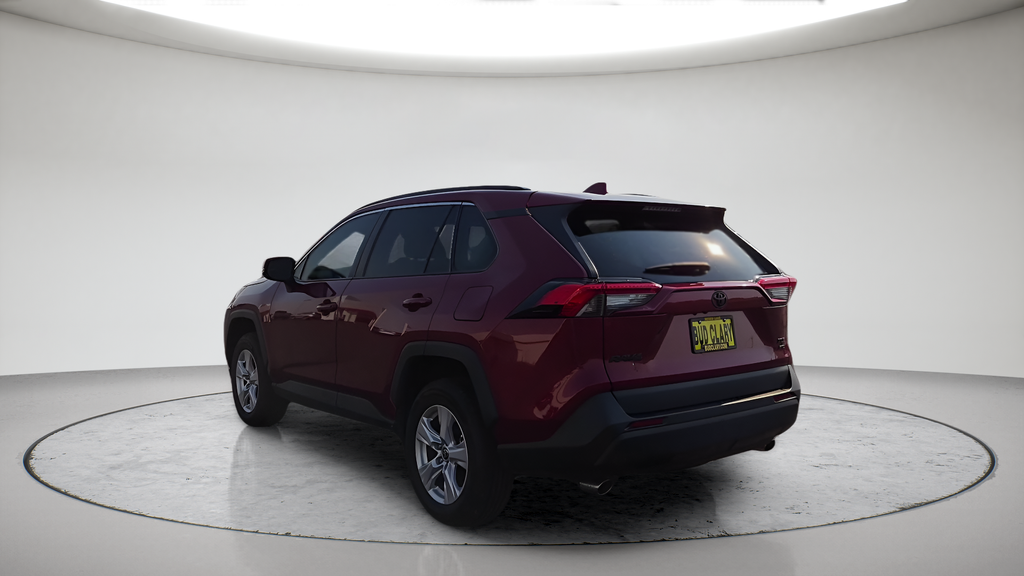 Used 2021 Red Toyota XLE image 12