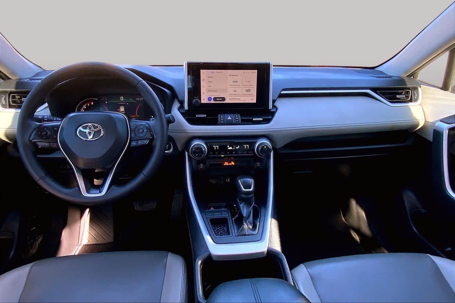 Used 2024 Silver Sky Metallic Toyota XLE Premium image 16