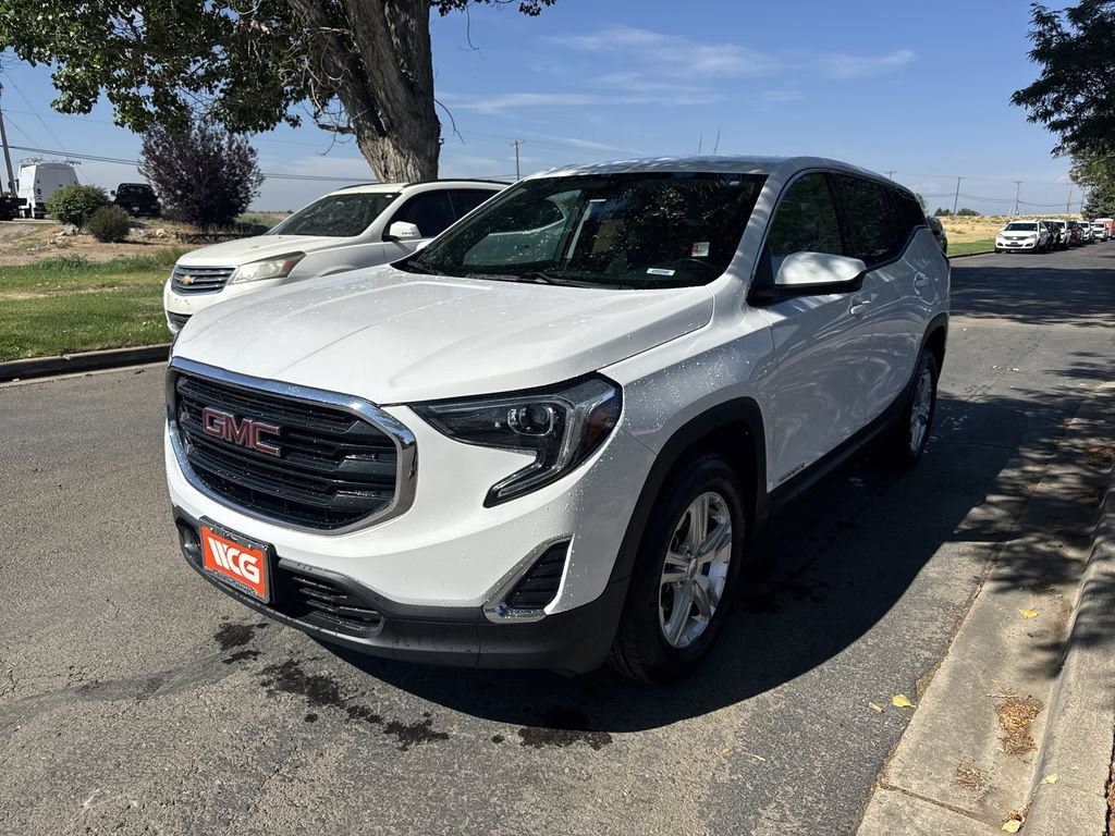 Used 2019 SUMMIT WHITE GMC SLE image 3