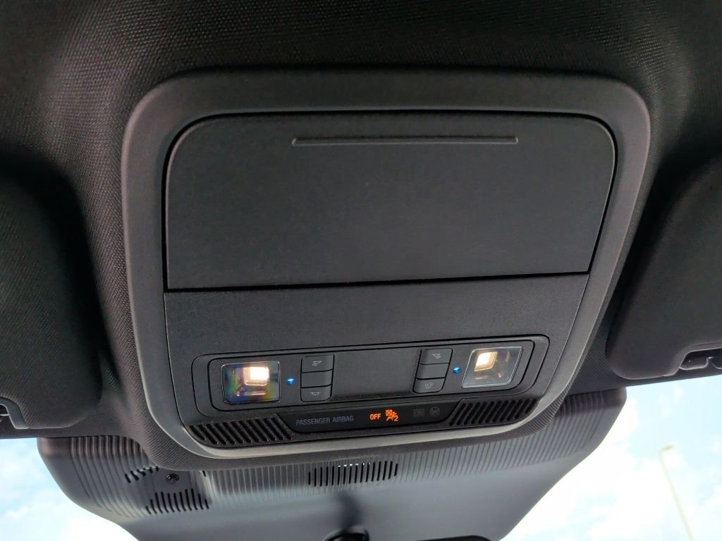 New 2026 Carbonized Gray Metallic Ford Tremor® image 22