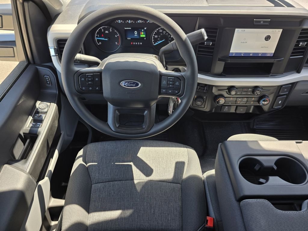 New 2026 Oxford White Ford XL image 36