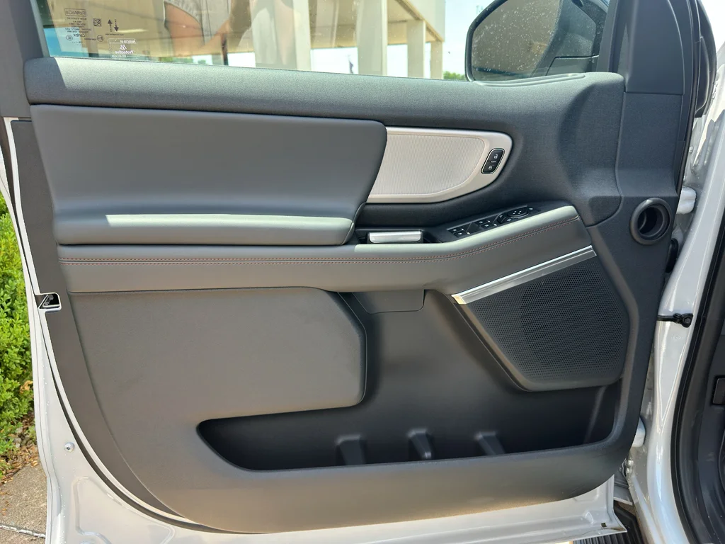 New 2025 Space Silver Metallic Ford Active image 10