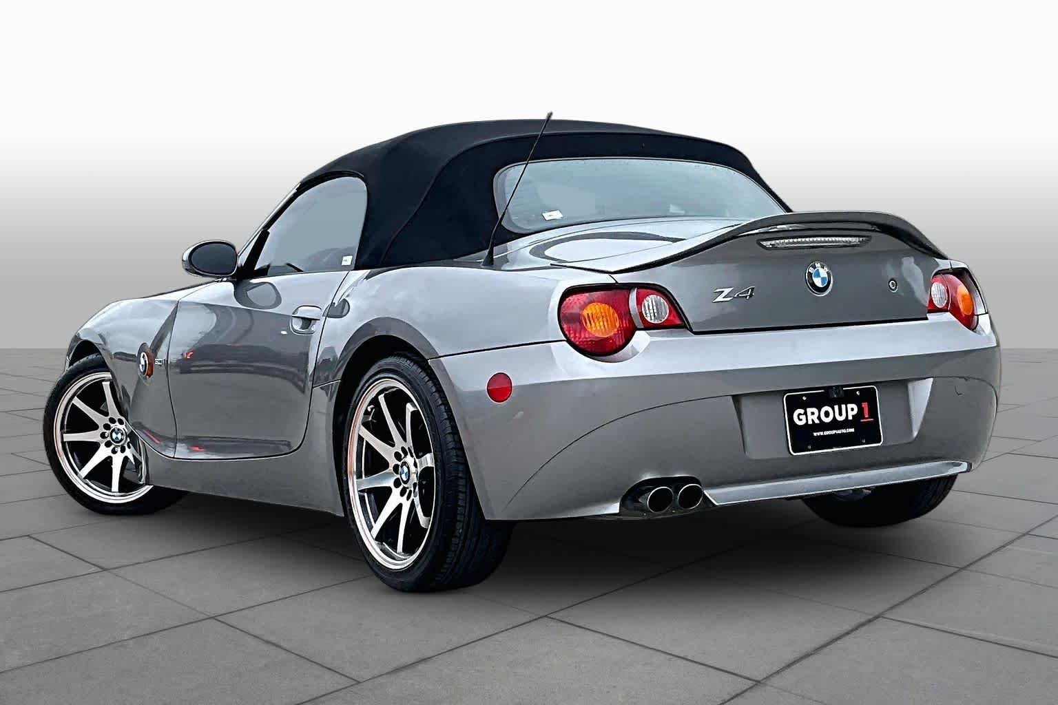 Used 2003 Sterling Gray Metallic BMW 3.0i image 11