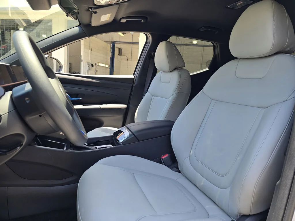 New 2026 White Hyundai SEL image 16