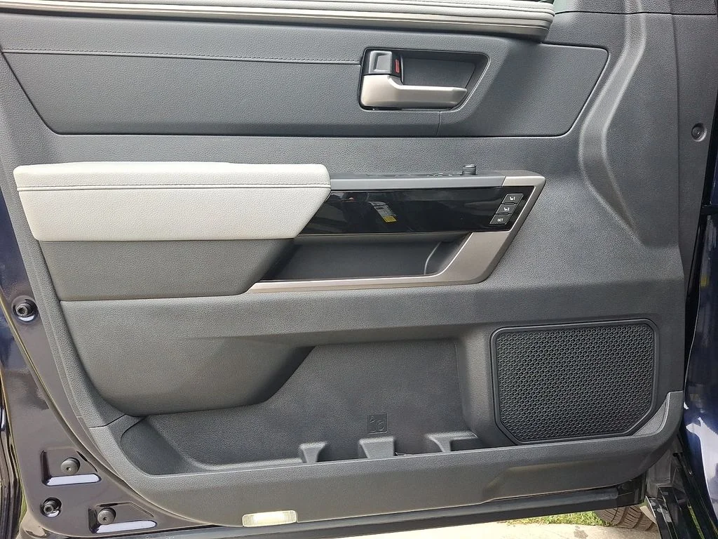 2026 Toyota Tundra Limited - Photo 34
