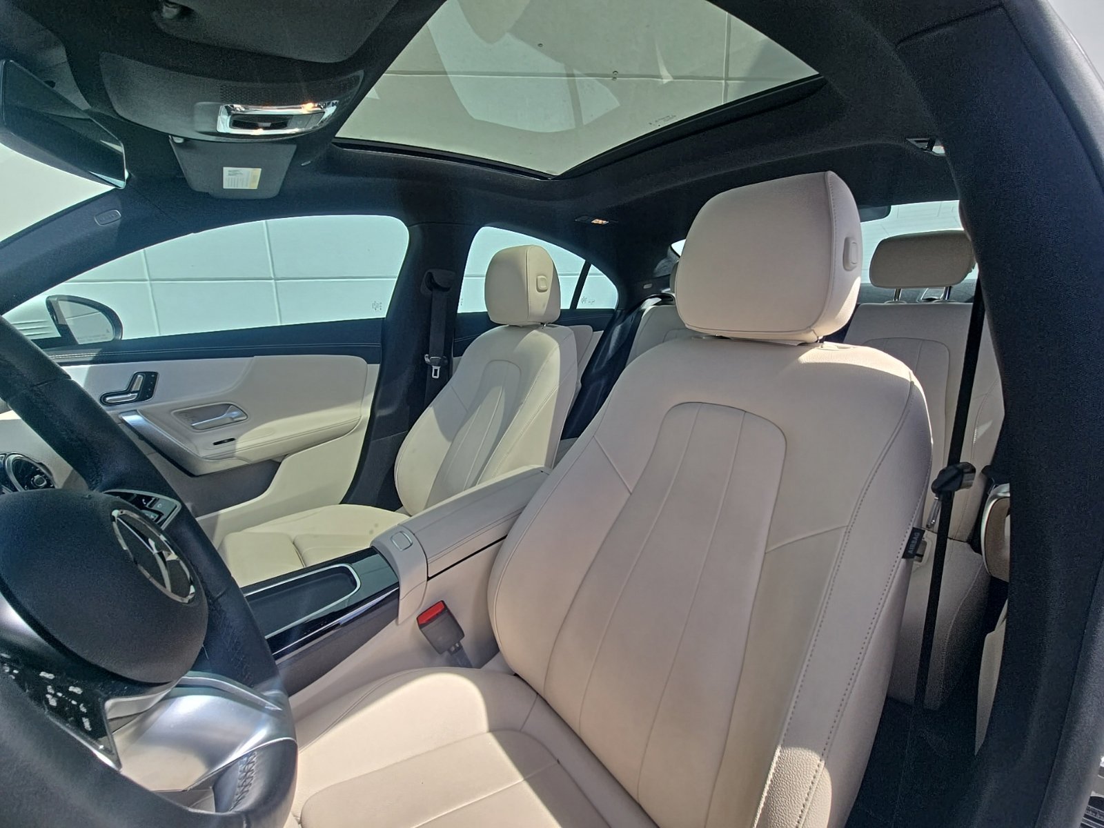Certified Used 2025 White Mercedes-Benz CLA 250 image 4