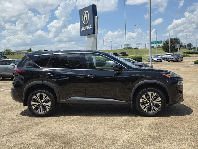Used 2021 Super Black Nissan SV image 3
