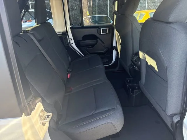 New 2026 Bright White Clear-Coat Exterior Paint Jeep Sport S image 10