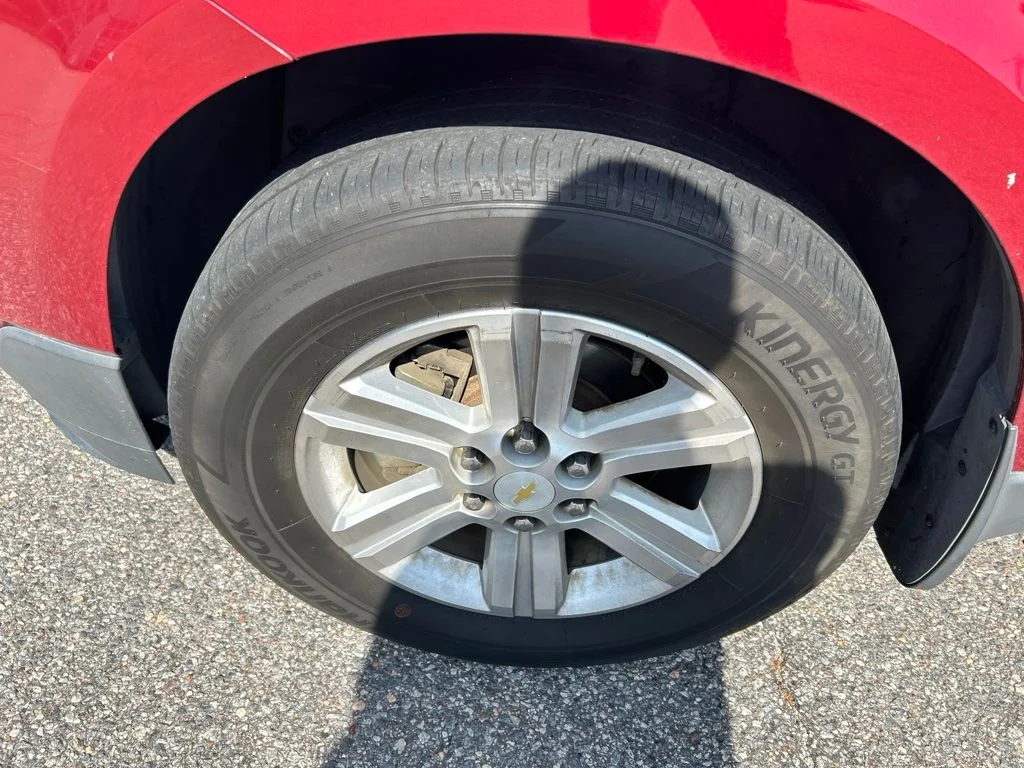Used 2014 Red Chevrolet LT image 11