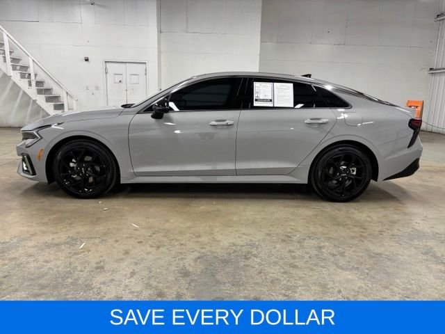 Used 2026 Gray Kia GT-Line image 4