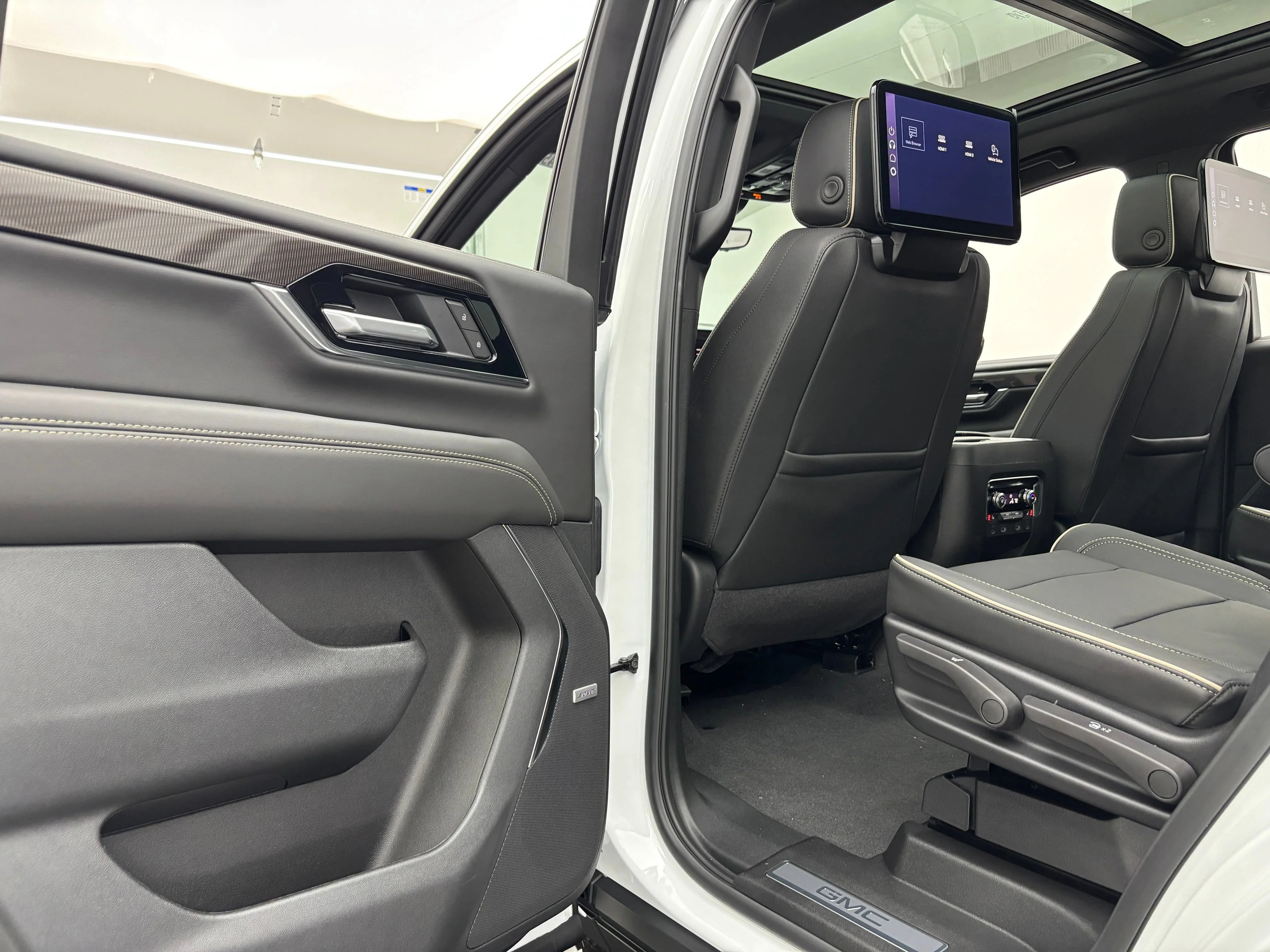 2026 GMC Yukon Elevation - Photo 47