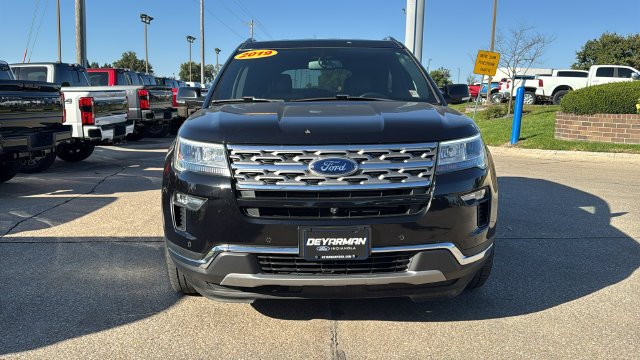Used 2019 Black Ford Limited image 4