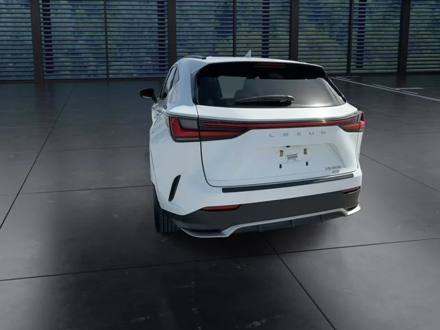 Used 2024 White Lexus 350 F SPORT Handling image 7