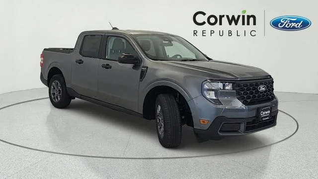 New 2026 Carbonized Gray Metallic Ford XLT image 8