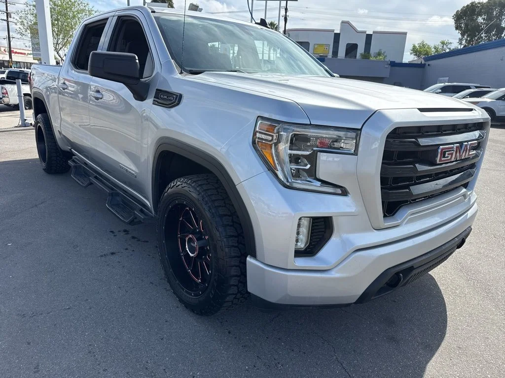 2020 GMC Sierra 2WD Crew Cab Short Box Elevation's photo