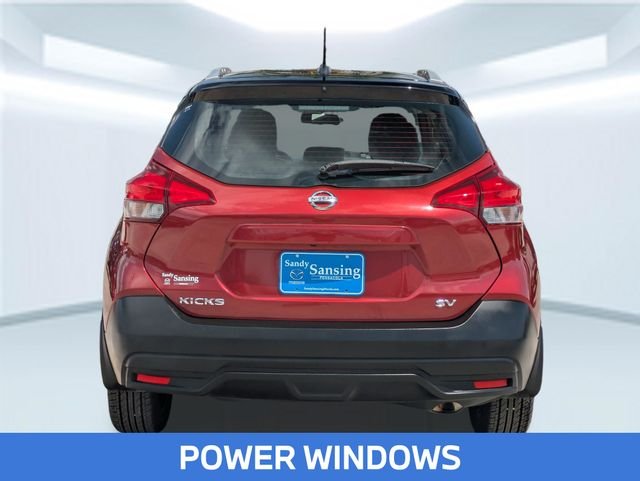Used 2019 Cayenne Red Nissan SV image 5