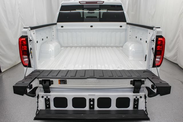New 2026 Summit White GMC SLE image 16