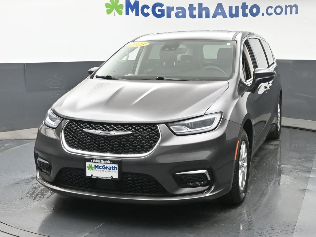 Used 2023 Gray Chrysler Touring L image 19