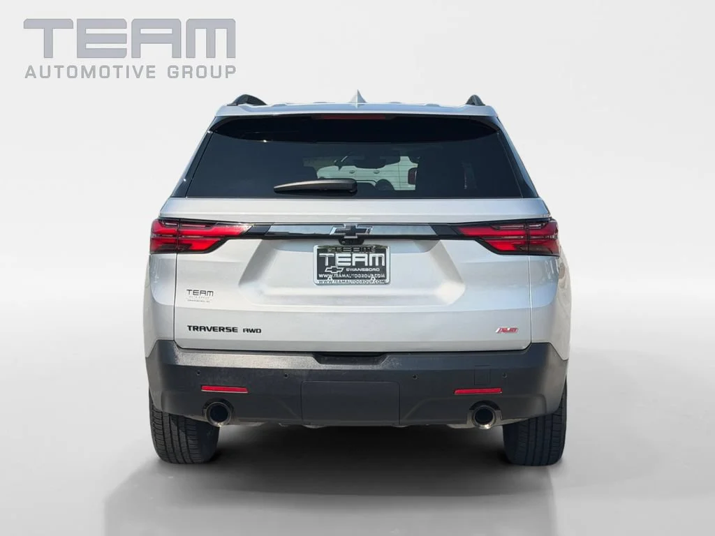 Used 2022 SILVER ICE METALLIC Chevrolet RS image 6