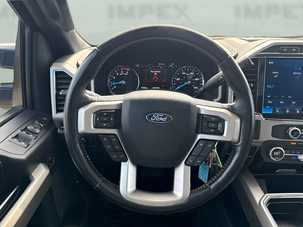 Used 2022  Ford XL image 16