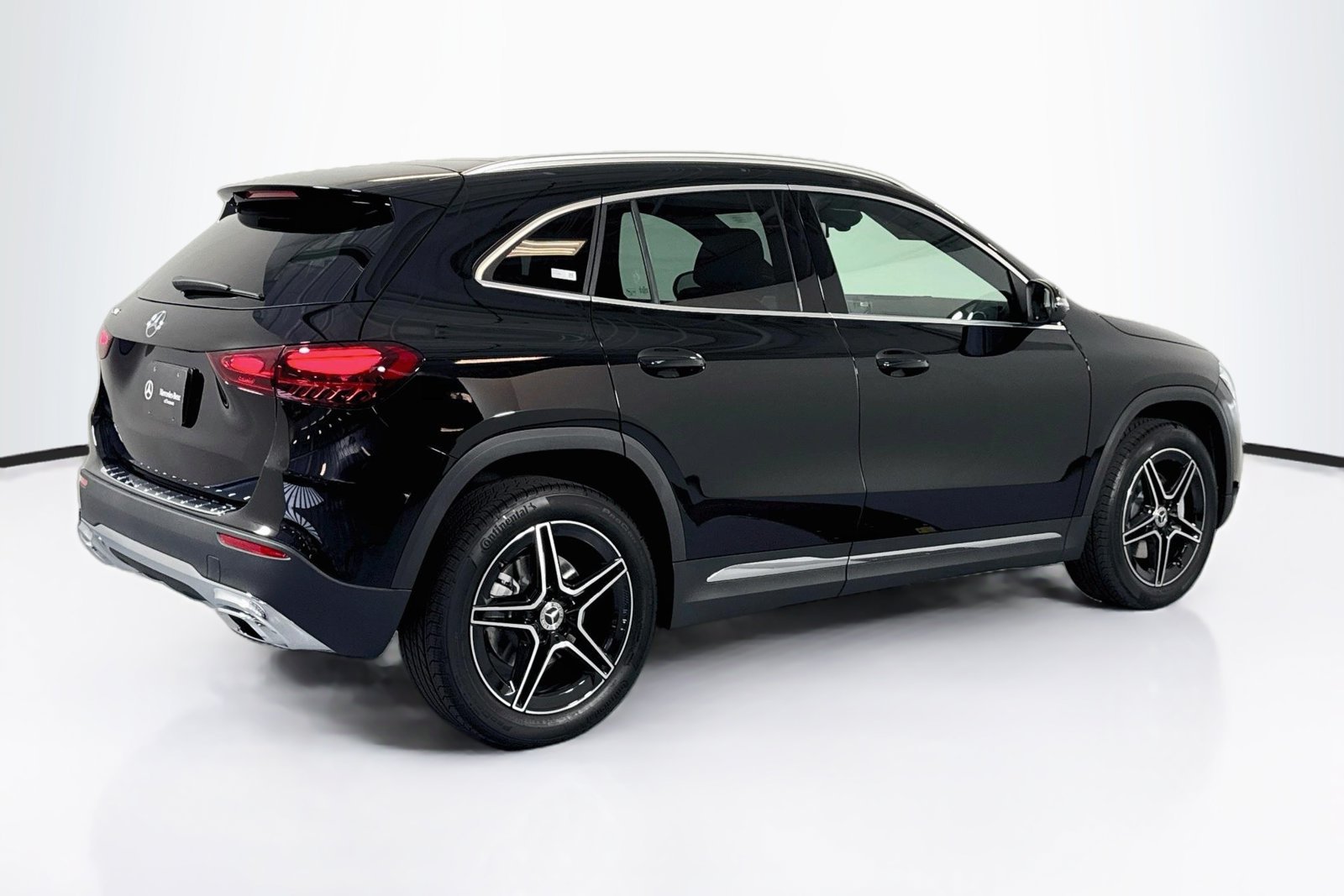 New 2026 Night Black Mercedes-Benz GLA 250 image 5
