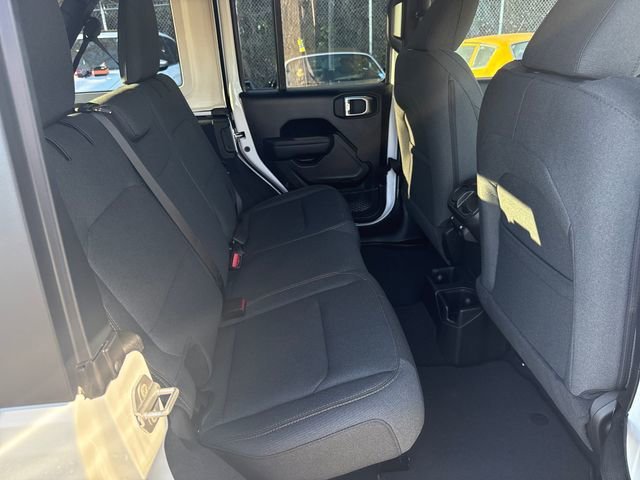 New 2026 Bright White Clear-Coat Exterior Paint Jeep Sport S image 10